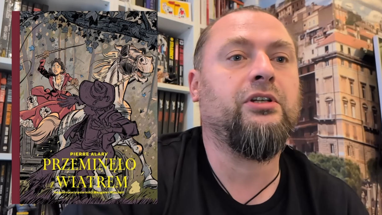 Fragment nagrania odcinka Komiksowy Radar, na którym widać Wojciecha Boczonia i okładkę komiksu Przeminęło z Wiatrem.