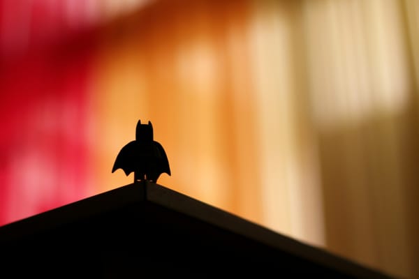 Ruszyły prace nad animacją "Batman: Knightfall". Pierwsza część zadebiutuje w 2026