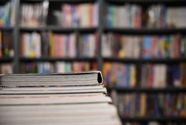 Założyciel Dark Horse Mike Richardson odsunięty od sterów po 40 latach. Jay Komas tymczasowym CEO