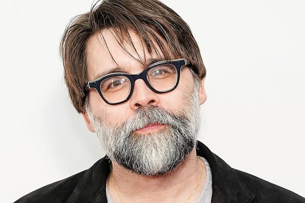 Joe Hill przyjedzie do Polski. Spotkania w Warszawie i Krakowie
