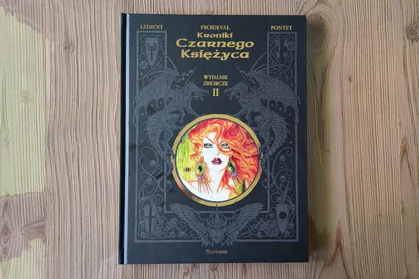 „Kroniki Czarnego Księżyca. Tom 2" – oldschoolowe fantasy w wojennym transie