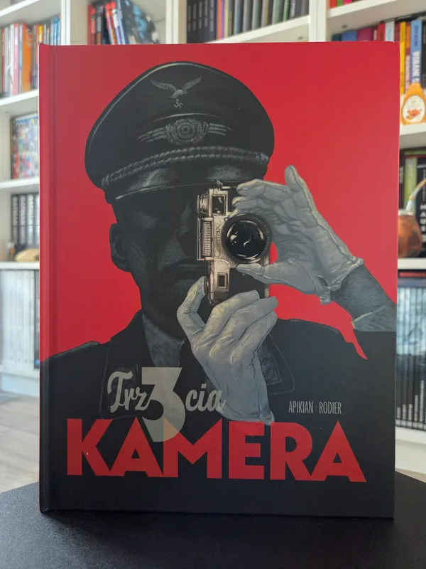 „Trzecia kamera”. Recenzja komiksu